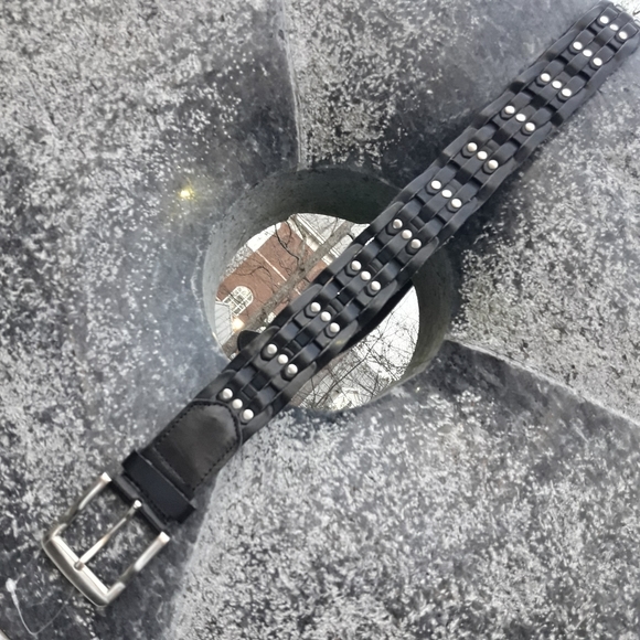Genuine Leather Belt Metal Studded Rivets Grommets Gothic Grunge Punk Rock M-L - Picture 5 of 16